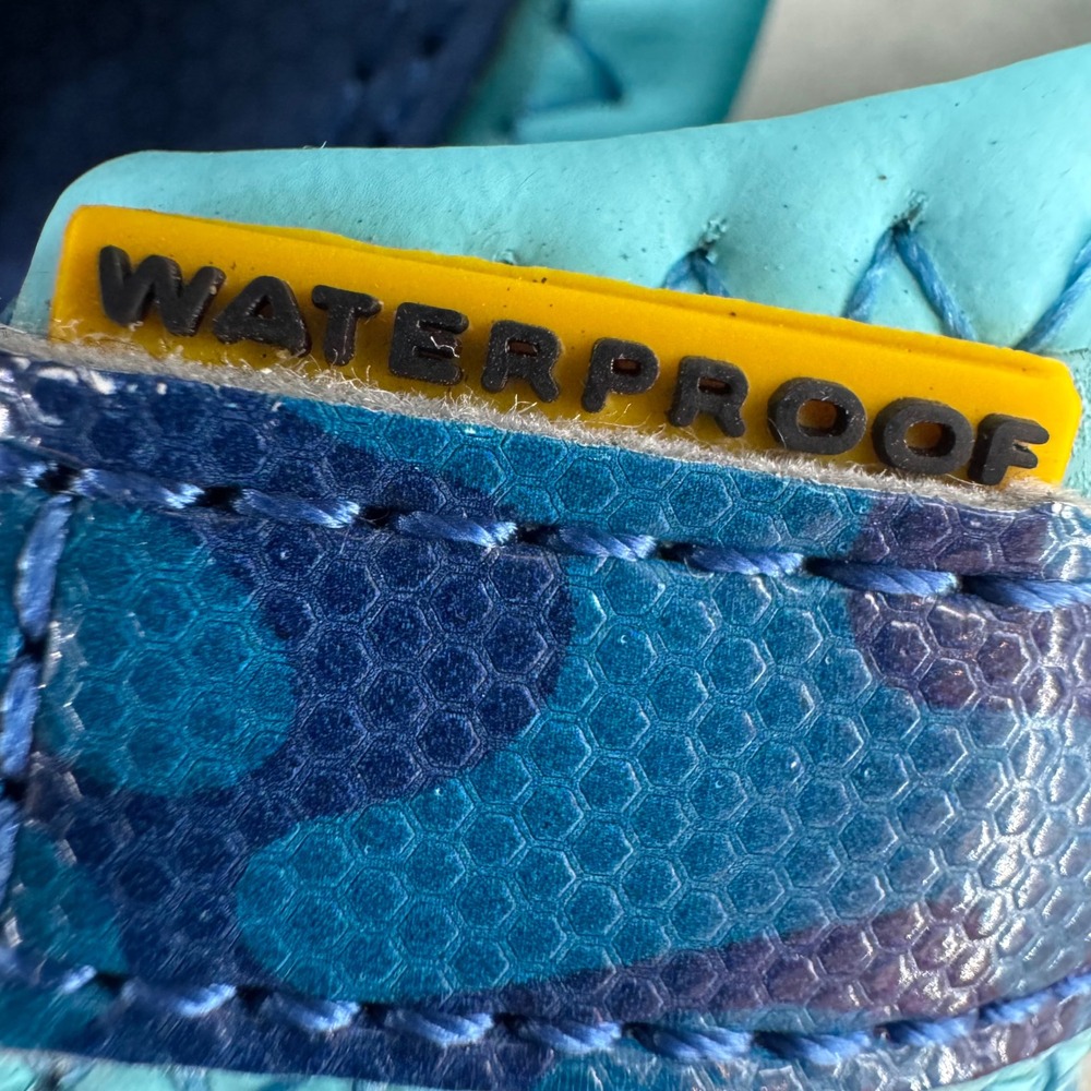 KEEN Washable Youth Size 2 Blue Gray‎ Water Hiking Shoes Durable Outdoors - Picture 10 of 10